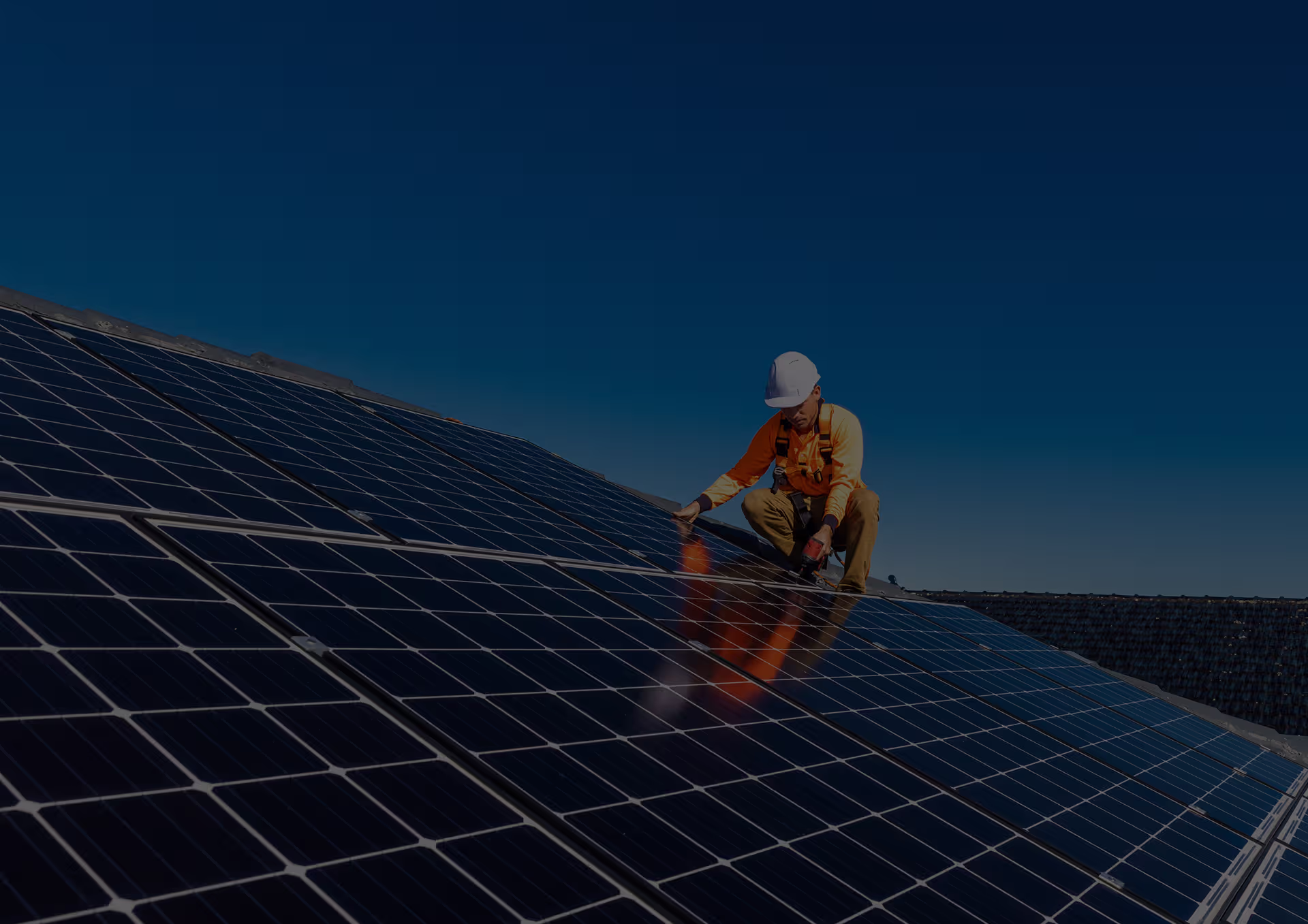 Mann auf Solar